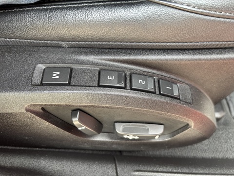 T4 Se 1.6 5dr Hatchback Automatic Petrol