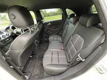 Mercedes-Benz B-Class B180 Blueefficiency Sport 