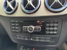 Mercedes-Benz B-Class B180 Blueefficiency Sport 