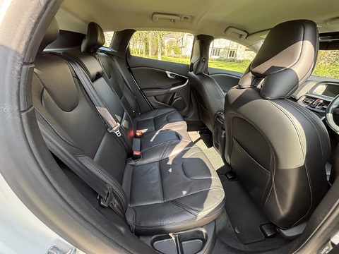 T4 Se 1.6 5dr Hatchback Automatic Petrol