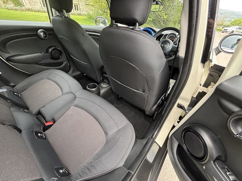 Cooper 1.5 5dr Hatchback Automatic Petrol