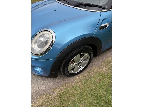 Cooper 1.5 5dr Hatchback Automatic Petrol