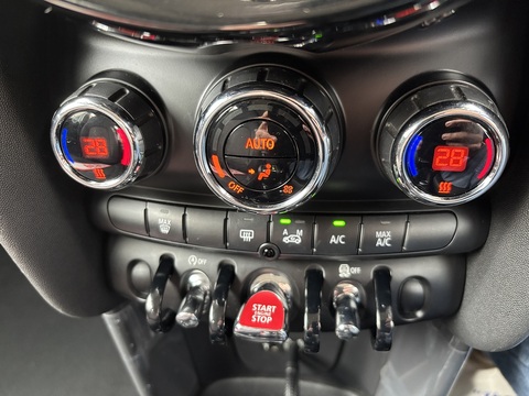 Cooper 1.5 5dr Hatchback Automatic Petrol