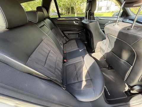 E250 Amg Line Estate 2.0 Automatic Petrol