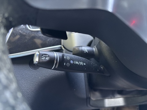 E250 Amg Line Estate 2.0 Automatic Petrol