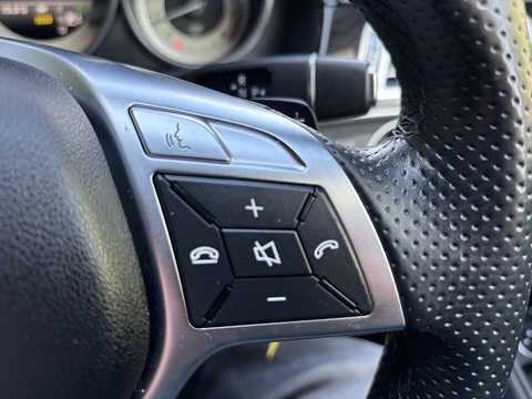 E250 Amg Line Estate 2.0 Automatic Petrol