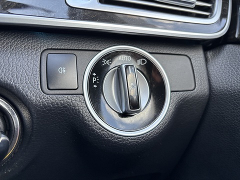 E250 Amg Line Estate 2.0 Automatic Petrol