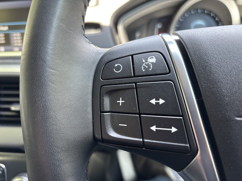 T4 Se 1.6 5dr Hatchback Automatic Petrol