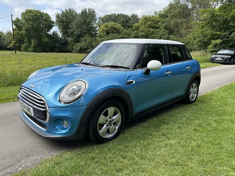Cooper 1.5 5dr Hatchback Automatic Petrol