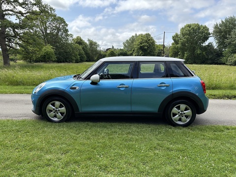 Cooper 1.5 5dr Hatchback Automatic Petrol