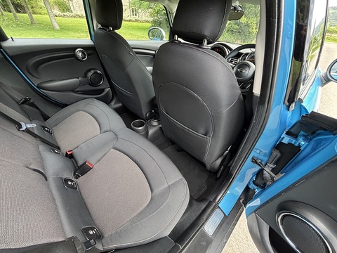 Cooper 1.5 5dr Hatchback Automatic Petrol