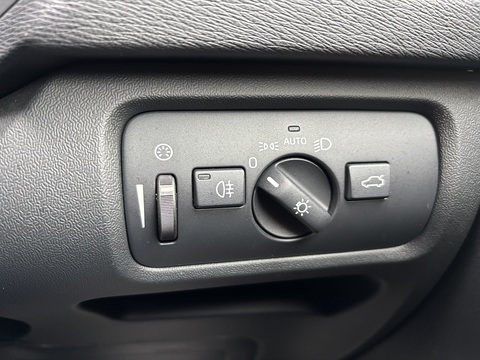 T4 Se 1.6 5dr Hatchback Automatic Petrol