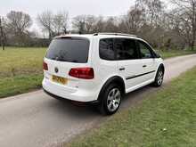 Volkswagen Touran TSI SE