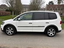 Volkswagen Touran TSI SE