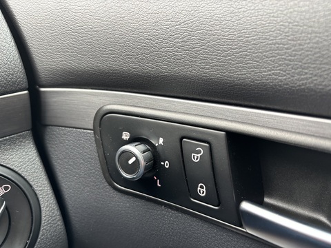 1.4 TSI SE MPV 5dr Petrol DSG Euro 5 (140 ps)