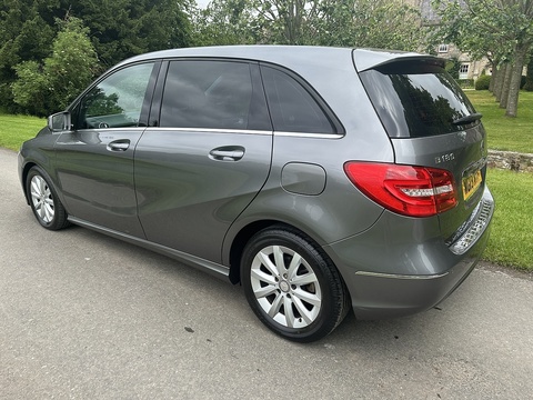 B 180 Sport Mpv 1.6 Automatic Petrol