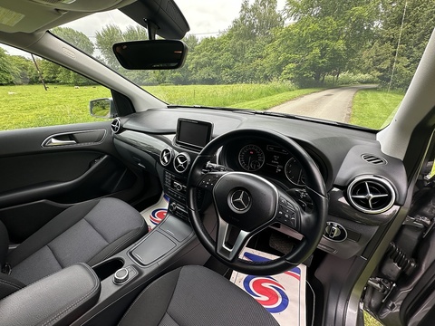 B 180 Sport Mpv 1.6 Automatic Petrol