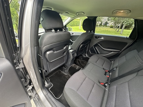 B 180 Sport Mpv 1.6 Automatic Petrol