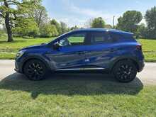 Renault Captur TCe Iconic 