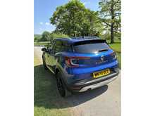Renault Captur TCe Iconic 