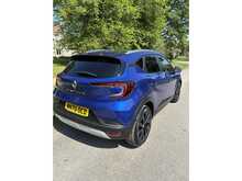 Renault Captur TCe Iconic 