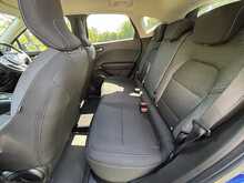 Renault Captur TCe Iconic 