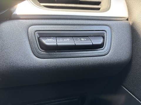 1.3 TCe Iconic SUV 5dr Petrol EDC Euro 6 (s/s) (130 ps)