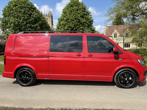 2.0 BiTDI T32 BlueMotion Tech Highline Crew Van Double Cab 5dr Diesel DSG 4Motion LWB Euro 6 (s/s) (204 ps)