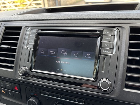 2.0 BiTDI T32 BlueMotion Tech Highline Crew Van Double Cab 5dr Diesel DSG 4Motion LWB Euro 6 (s/s) (204 ps)