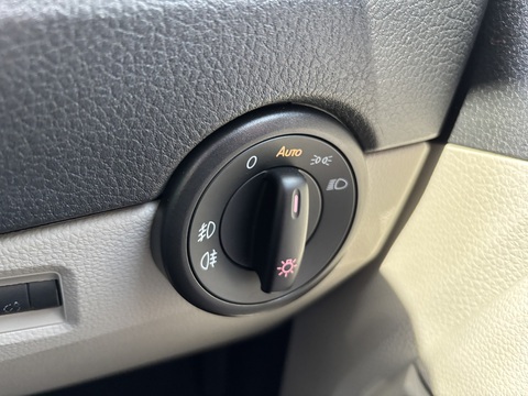 2.0 BiTDI T32 BlueMotion Tech Highline Crew Van Double Cab 5dr Diesel DSG 4Motion LWB Euro 6 (s/s) (204 ps)