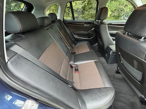 Sdrive18i Xline 2.0 5dr estate auto Petrol