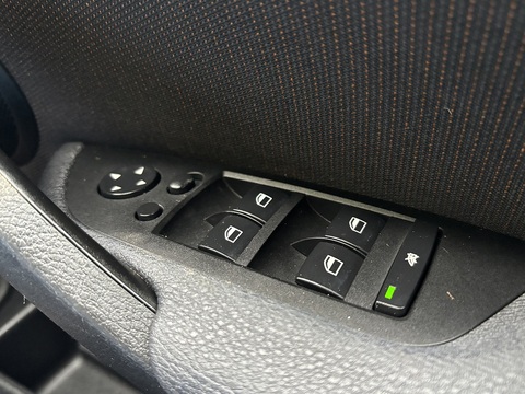 Sdrive18i Xline 2.0 5dr estate auto Petrol