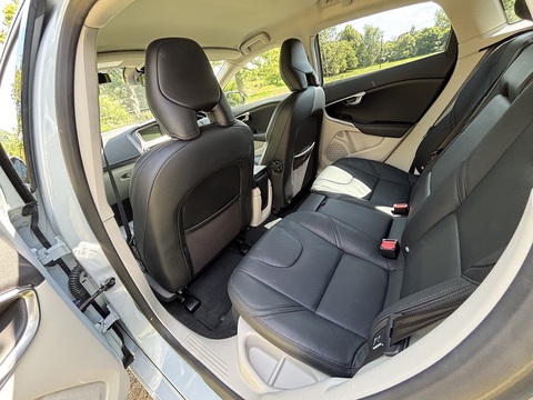 T4 Se 1.6 5dr Hatchback Automatic Petrol