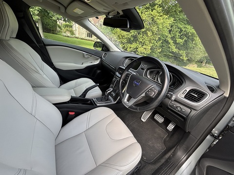 T4 Se 1.6 5dr Hatchback Automatic Petrol