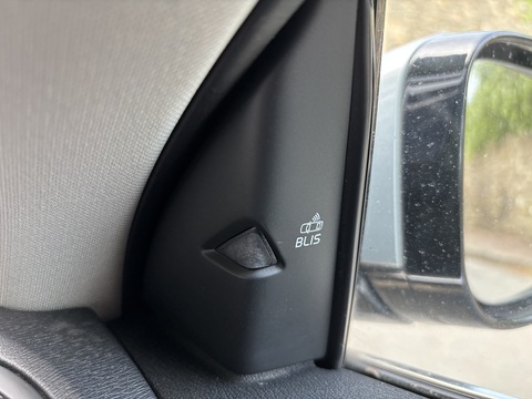 T4 Se 1.6 5dr Hatchback Automatic Petrol