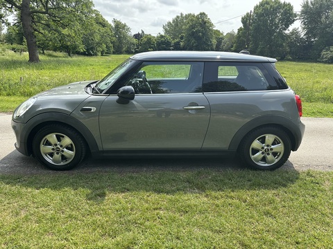 Cooper 1.5 3dr Hatchback Automatic Petrol