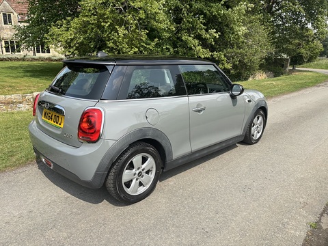 Cooper 1.5 3dr Hatchback Automatic Petrol