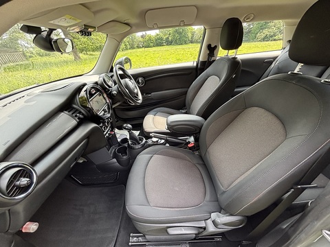 Cooper 1.5 3dr Hatchback Automatic Petrol