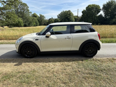 Cooper 1.5 3dr Hatchback Automatic Petrol