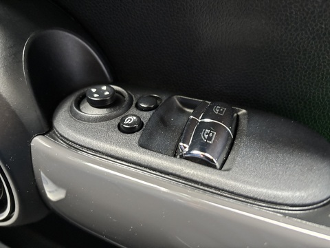 Cooper 1.5 3dr Hatchback Automatic Petrol