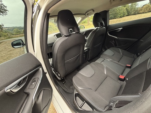 T4 Se 1.6 5dr Hatchback Automatic Petrol