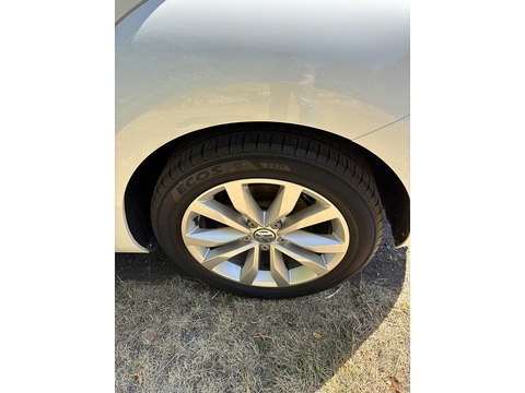 Design Tsi Dsg 1.2 3dr Hatchback Semi Auto Petrol