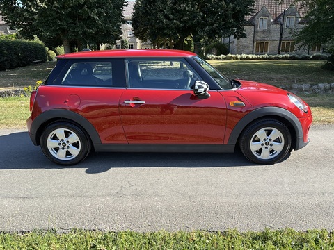 Cooper 1.5 3dr Hatchback Automatic Petrol
