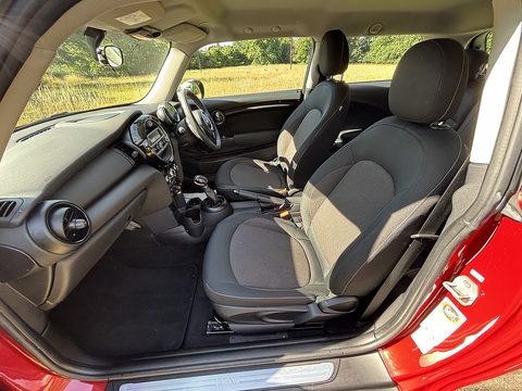 Cooper 1.5 3dr Hatchback Automatic Petrol