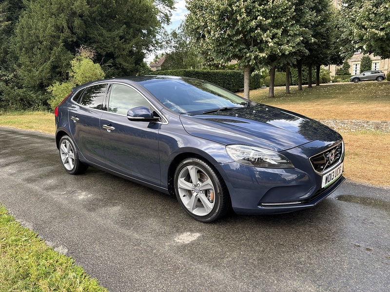 Volvo T4 Se Lux 1.6 5dr Hatchback Automatic Petrol