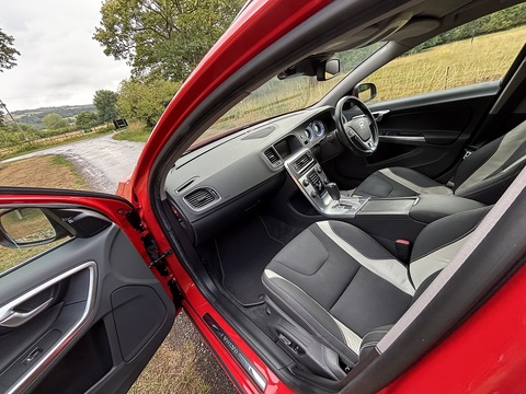 T6 R-Design Awd 3.0 5dr Estate Automatic Petrol