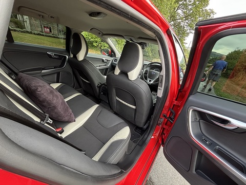 T6 R-Design Awd 3.0 5dr Estate Automatic Petrol