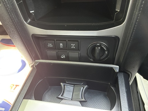 2.8D Active Panel Van 3dr Diesel Auto 4WD SWB Euro 6 (177 ps)