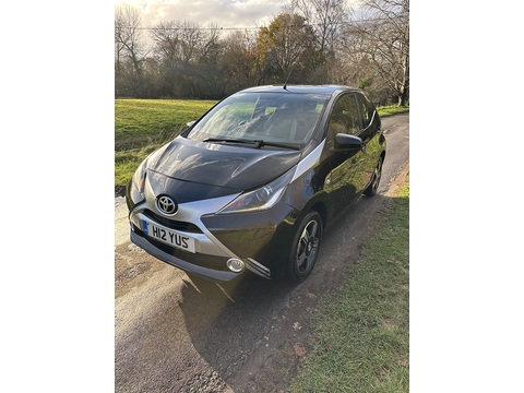 Aygo Vvt-I X-Clusiv Hatchback 1.0 Manual Petrol