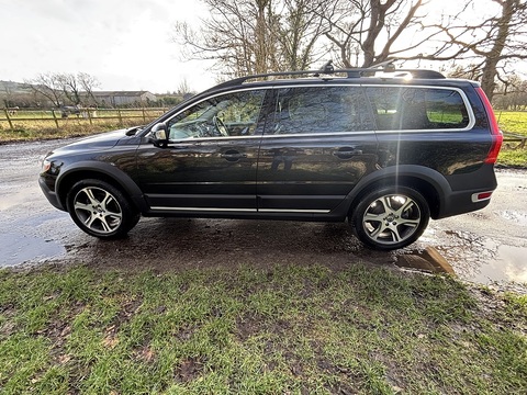 T6 Se Awd 3.0 5dr Estate Automatic Petrol
